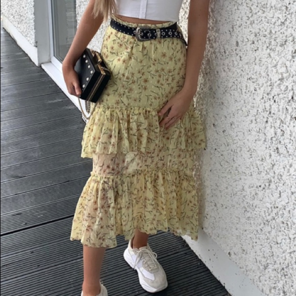 Ruffle skirt H&M